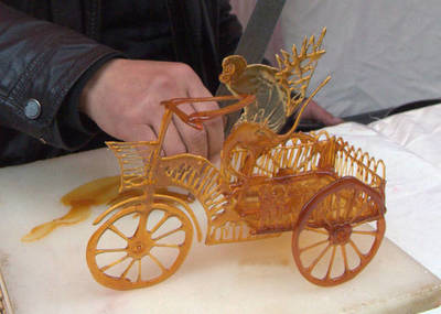 快失傳的藝術:用糖畫畫,小孩排隊眼饞,會的人已不多